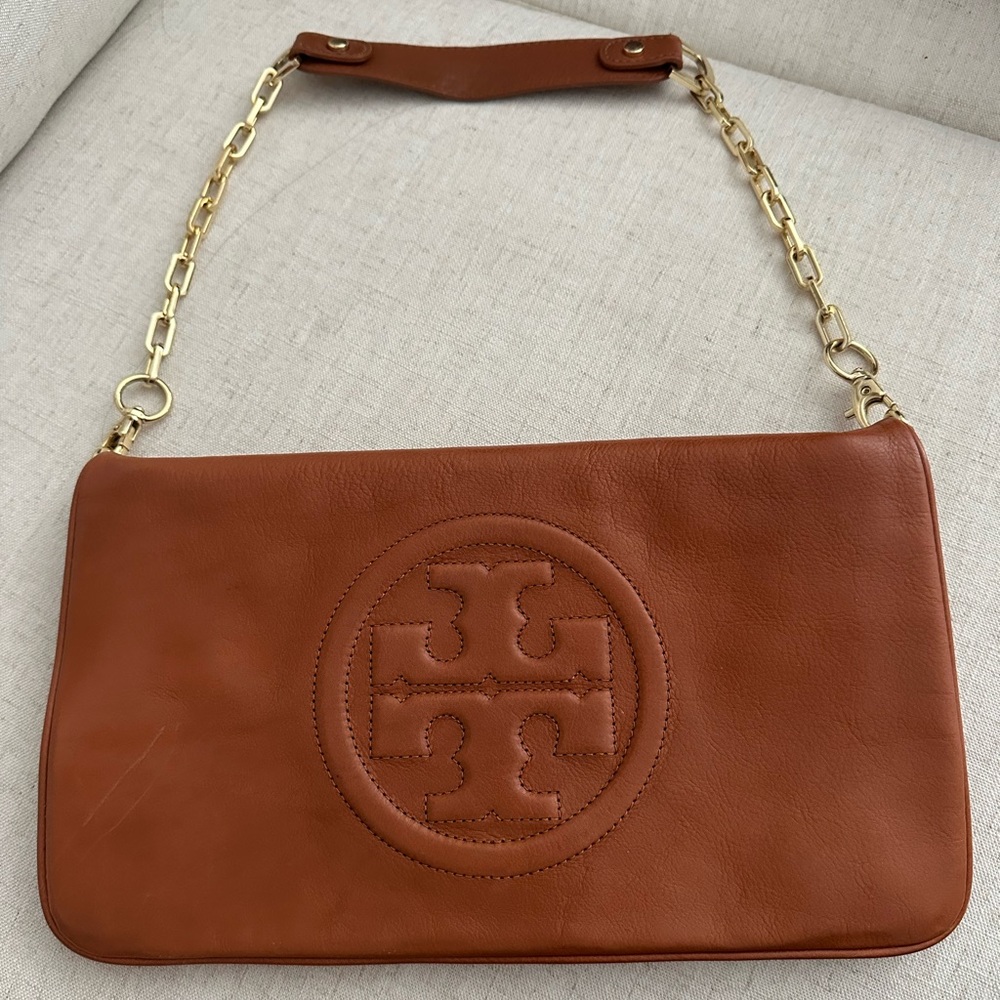 Gently used Tory Burch clutch with chain link strap. Excellent condition. - Picture 3 of 3